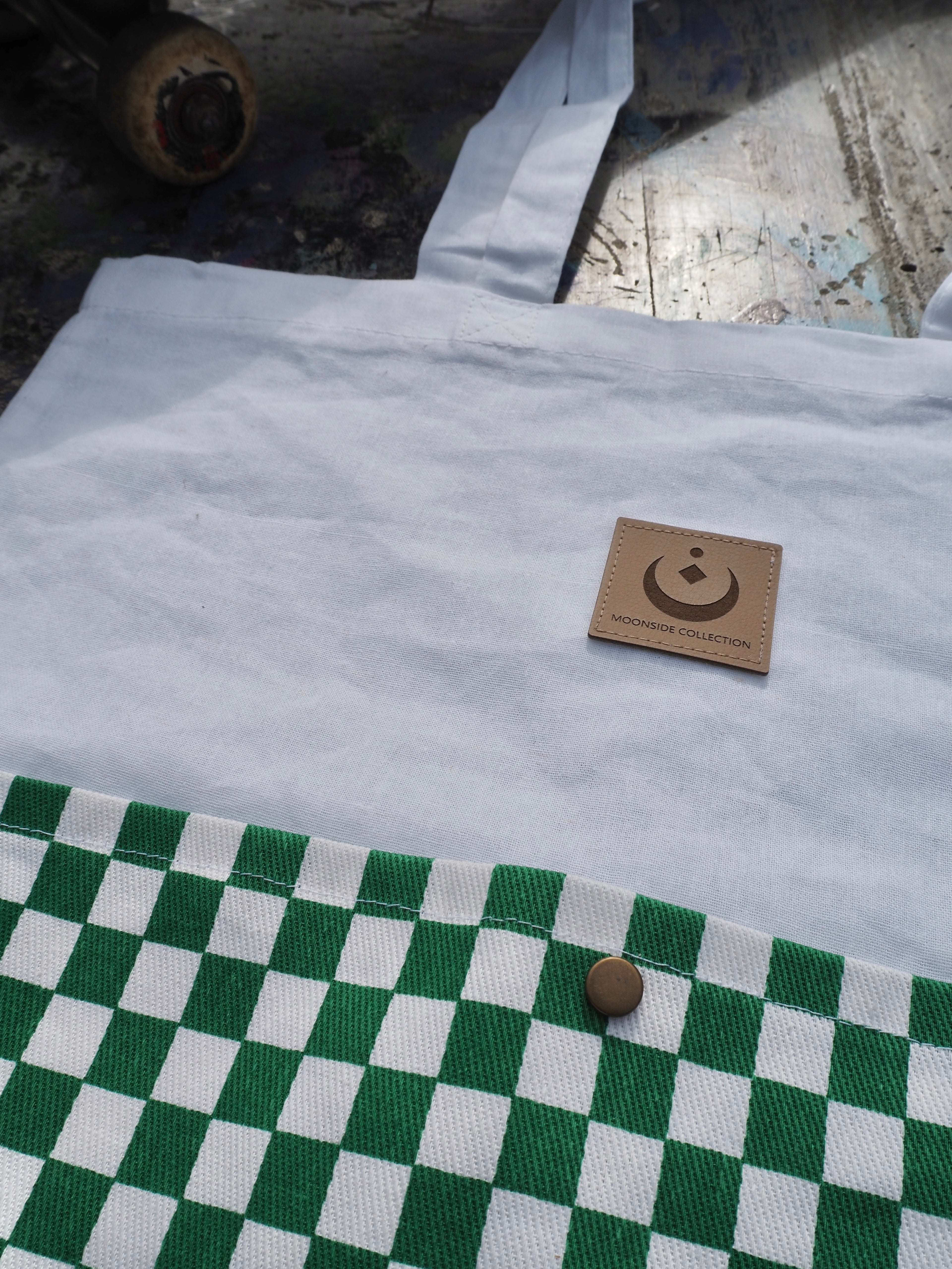 Tragetasche Jutebeutel mit Seitentaschen Checker-Muster (grün)