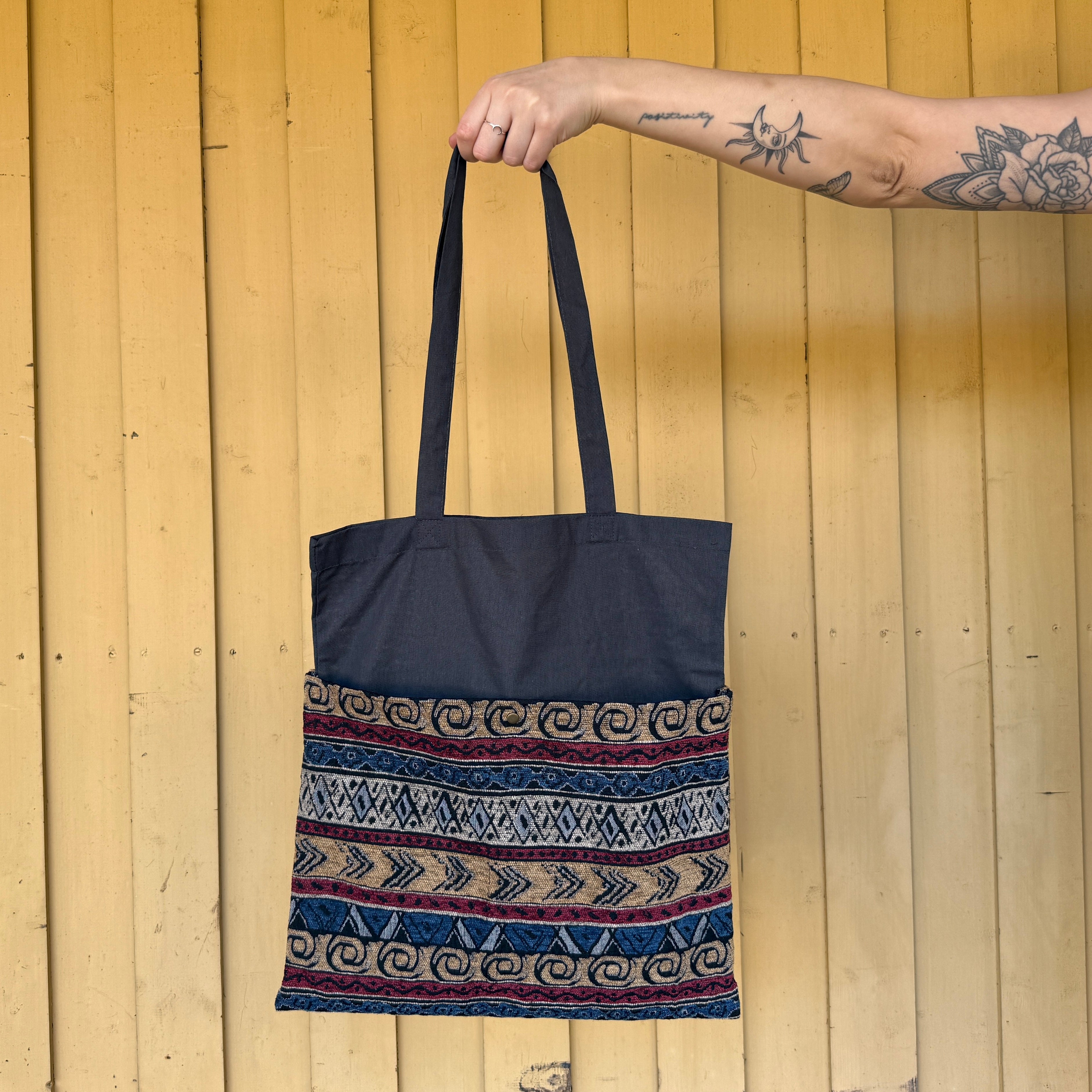 Tragetasche Jutebeutel mit Seitentaschen Boho
