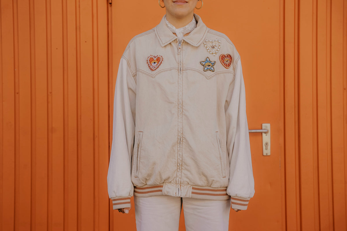 Vintage Collegejacke aus Jeans und Cord im Bohostil